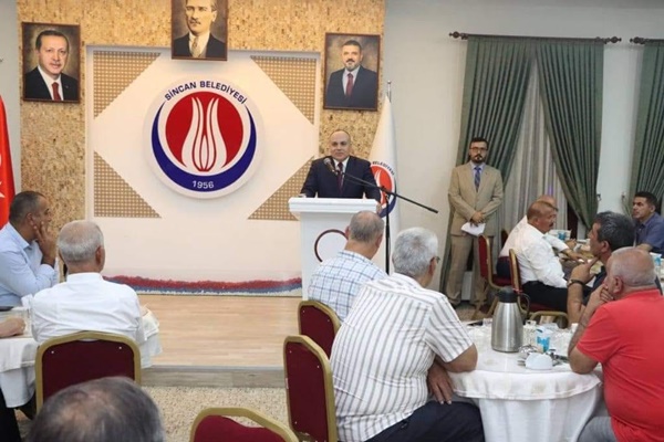 Kaymakamımız Cengiz ÜNSAL' ın Artvin Valiliğine Atanması Nedeniyle, Kaymakamımız Onuruna "Veda Yemeği" Düzenlendi
